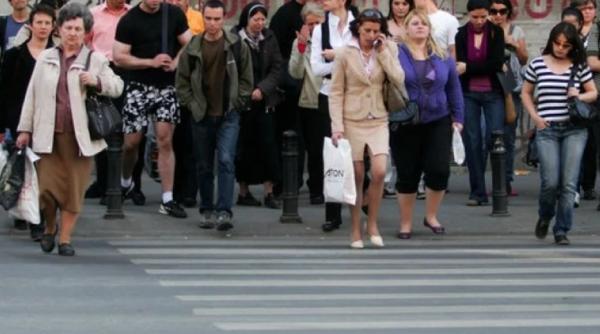 Românii, mult mai pesimişti decât ceilalţi europeni în privinţa situaţiei locului lor de muncă