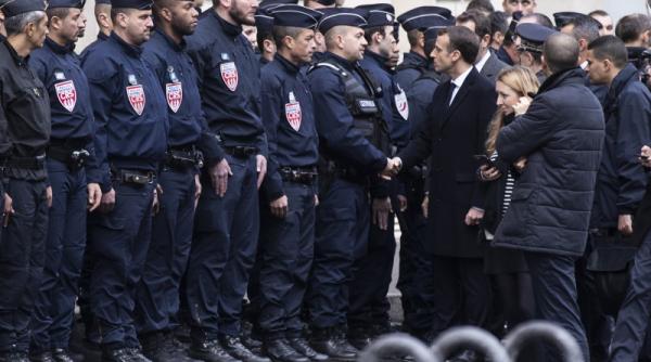 Emmanuel Macron vrea control parlamentar asupra forţelor de ordine şi dublarea efectivelor pe teren