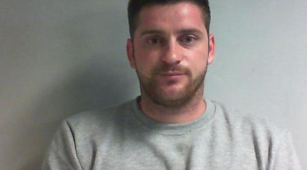 Român condamnat la închisoare în Anglia, pentru o bătaie în stradă. Alexandru susține că a fost atacat pe motiv că e român