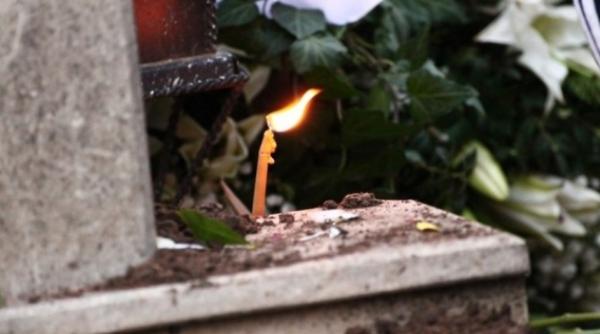 O femeie din Vâlcea confirmată cu COVID și aflată în izolare la domiciliu, găsită moartă în casă