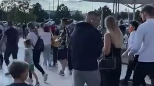 Alertă la mall Băneasa. Toți clienții, evacuați de urgență după ce a izbucnit un incendiu