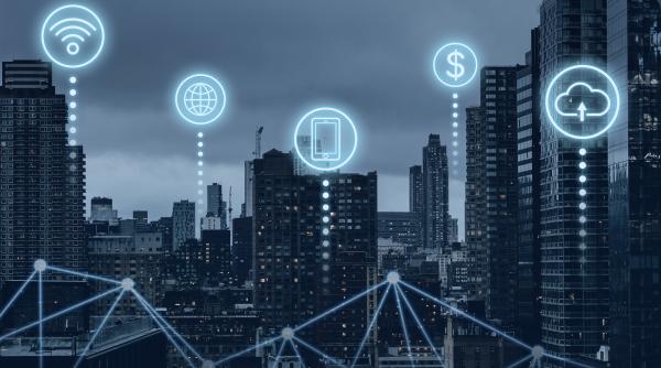 Teorie conspiraționistă: Internetul este „mort” din 2016. Cum a apărut această ipoteză și de ce are succes