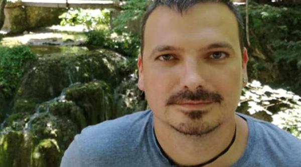 Ștefan, un tânăr jandarm din Satu Mare, a murit la  35 de ani. Doi copilași au rămas fără tată: "Odihnă veșnică, Ciupi"