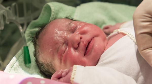 Anchetă la Maternitatea Buzău după ce un copil s-a născut mort. Medicii, acuzați de neglijență