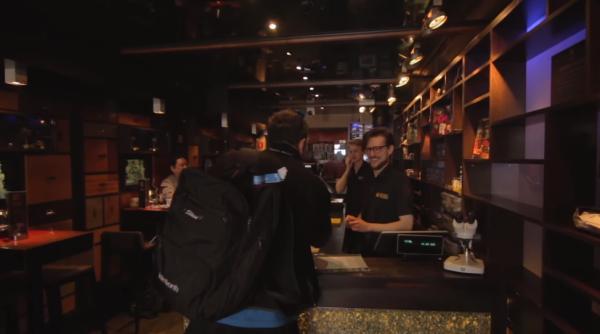 Olanda ridică restricţiile: Se poate merge la restaurant şi la spectacol, dar doar cu permis sanitar. Se anunţă proteste