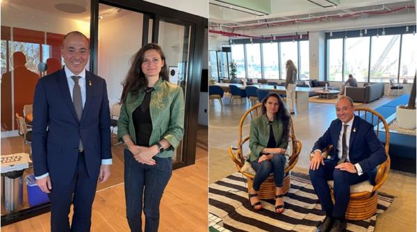 Ambasadorul României în SUA, întâlnire cu o antreprenoare româncă lăudată chiar de Steve Jobs