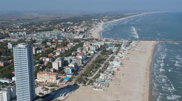 Italia. Român, escrocherie cu apartamente de închiriat pe plajă. Cum a obținut bărbatul mii de euro