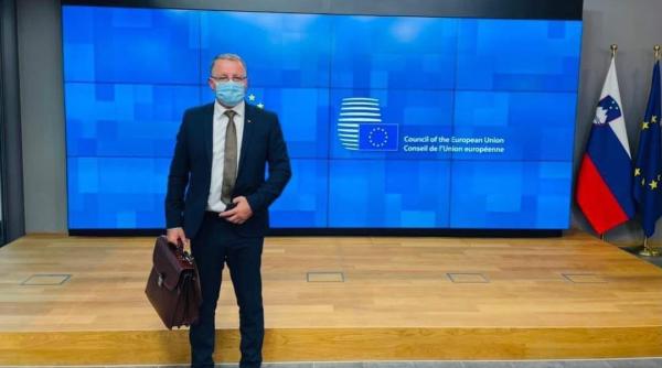 Ministrul Agriculturii Adrian Oros își dă DEMISIA din funcție