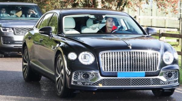 Anglia. Criza de combustibil nu ține cont de vedete. Șoferul lui Ronaldo a așteptat șapte ore să alimenteze