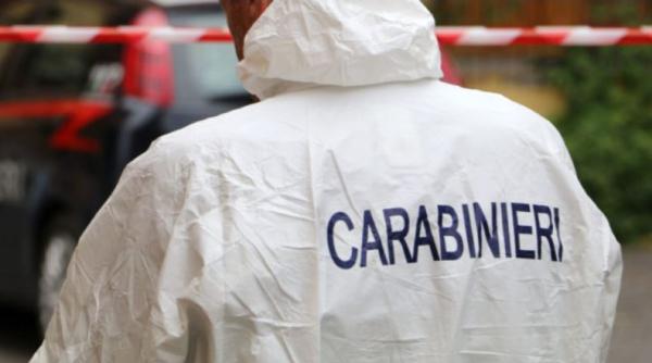 O femeie și-a pus copilul înjunghiat pe banda de cumpărături într-un supermarket din Italia