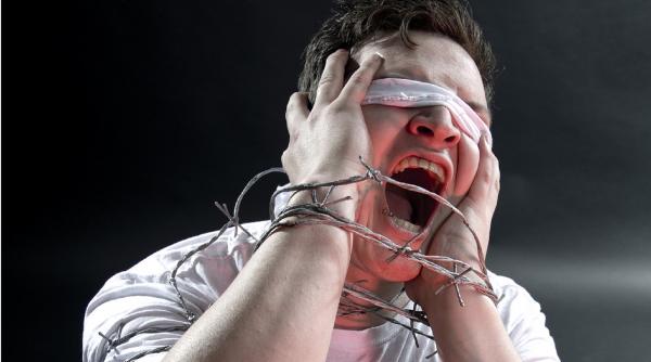 Spania. Român, torturat 19 zile de răpitorii săi: Ars cu țigara, bătut cu un cablu, sugrumat în repetate rânduri