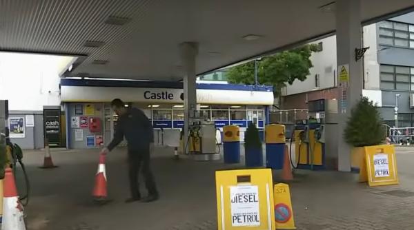 Marea Britanie: Armata va livra benzină începând de luni