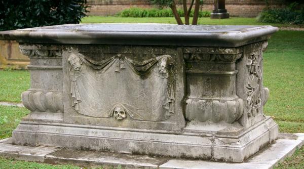 Spania. Șapte luni de chin pentru o româncă. A ajuns în instanță pentru a i se emite certificatul de deces al soțului său