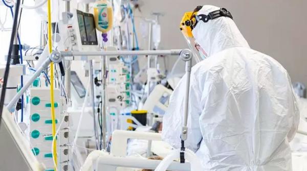 Niciun loc liber la ATI în România, în ziua cu un număr-record de noi infectări COVID