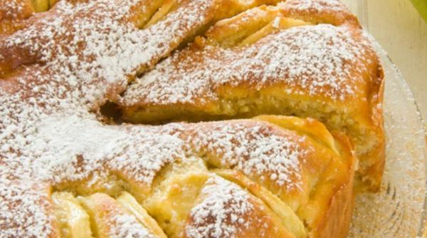 Tort italian de mere. O interpretare fantastică a celebrului desert 