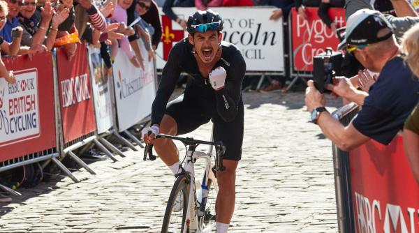 Anglia. Un ciclist celebru a fost lovit și tăiat chiar la antrenamente: „Am avut o experiență șocantă”