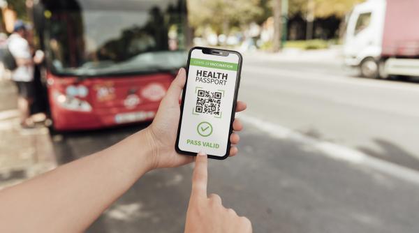 Certificatele Covid-19 din Moldova vor fi recunoscute în Anglia. Măsura se aplică de luni