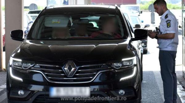 Vămile, aglomerate. Peste 100.500 de persoane au tranzitat frontiera. Șapte români au fost întorși din drum