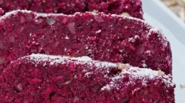 Chec din sfeclă roșie. Un desert surprinzător de pufos și delicios. Toți prietenii vor fi surprinși de ideea originală