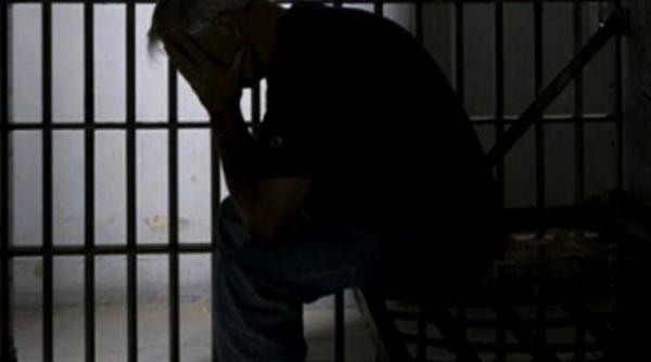 Doi frățiori au fost bătuți cu biciul de tatăl lor, în Vaslui. Cei mici erau torturați și înfometați  