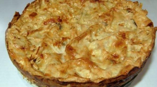 Plăcintă neobișnuită din lipii. Crocantă la exterior şi savuroasă la interior, te va cuceri pe loc