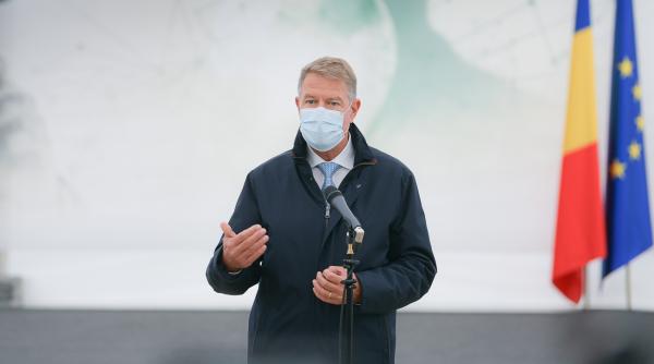 Klaus Iohannis: „Ideile toxice împotriva vaccinării, un atac direct împotriva umanității”