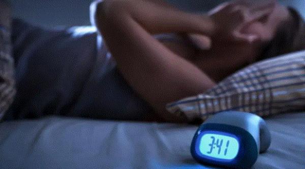 Soluţia găsită de liderul unei ţări pentru a imuniza cât mai mulţi locuitori: vaccinare în somn