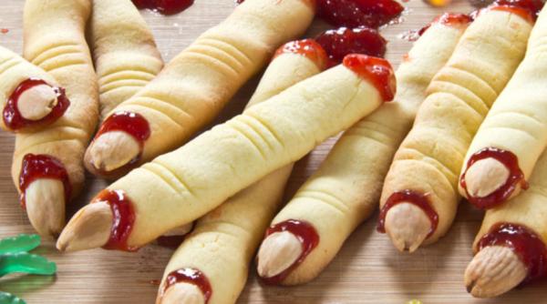 Degețele de vrăjitoare, rețeta ușoară. Vei face senzație la masa de Halloween