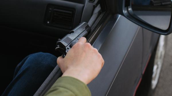 Italia. Români, membrii ai bandei 'Baby Gang', care a terorizat Vicenza: "Te vom răni și te vom mânca de viu"