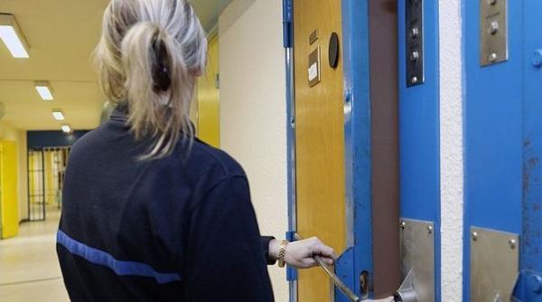 O fostă polițistă și-a ucis sora, trei nepoți, iubitul și o verișoară pentru a încasa asigurările lor de viață 