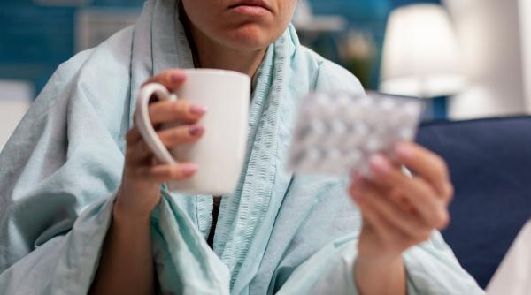 Zeci de site-uri, blocate în Italia. Trafic ilegal de medicamente împotriva COVID-19