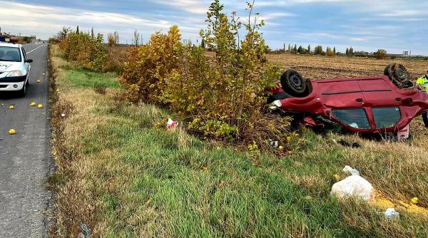 Român mort după ce o mașină s-a răsturnat, în Ialomița. Soția sa, grav rănită