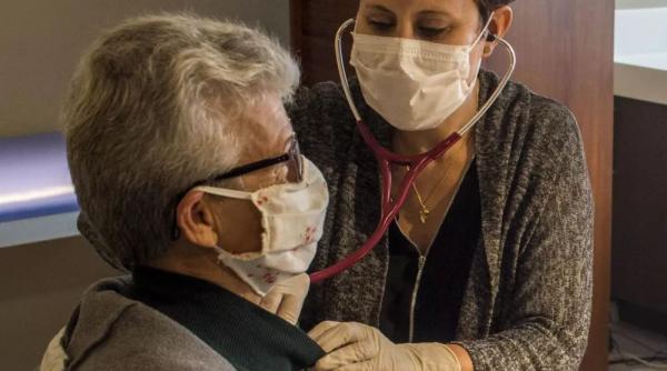 Olanda. Restricțiile anti-COVID, relaxate de autorități acum o lună, ar putea fi reintroduse