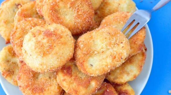 Chiftele de conopidă la cuptor. Sunt foarte bune și conțin doar 60 de calorii. Un ingredient secret le face irezistibile