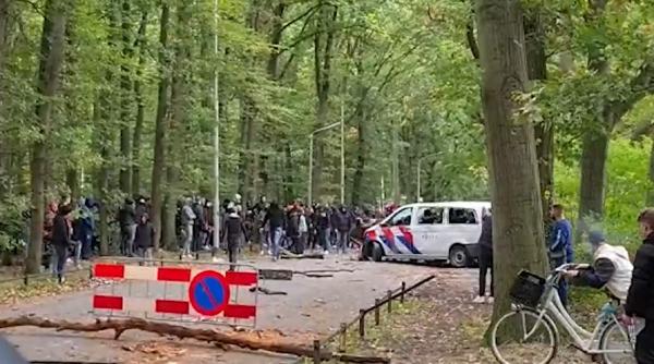 Olanda. Românii, acuzați pe nedrept că au luat parte la revoltele în care mai mulți polițiști au fost răniți