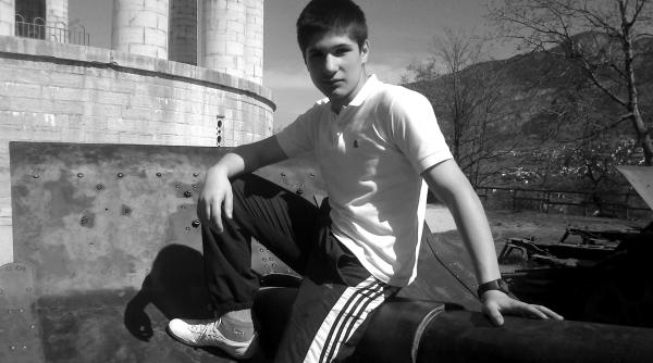 Italia. Traian, găsit mort în casă de mama lui. Femeia cere să știe adevărul despre moartea fiului ei