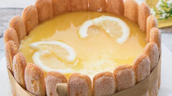 Șarlotă cu lămâie, fără coacere. Un desert care arată spectaculos și are un gust divin
