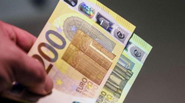 Italia. Un român „alchimist“: Metoda prin care reușea să transforme banii falși în bancnote reale