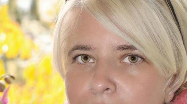 Directoarea Teatrului „Matei Vişniec”, răpusă de COVID. Colegii: Poeta Carmen Veronica Steiciuc rămâne un reper intelectual 