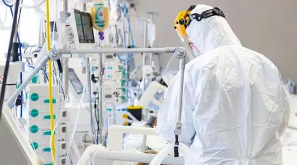 Explozie a cazurilor COVID în Europa, în rândul nevaccinaților. „Avem mulţi pacienţi dependenţi de oxigen"