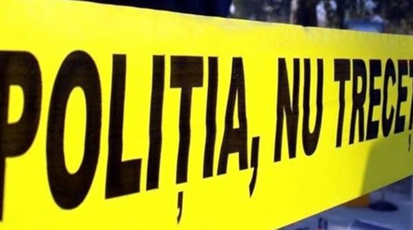 Moarte tragică. Un băiat și-a găsit tatăl spânzurat. "A țipat după ajutor"