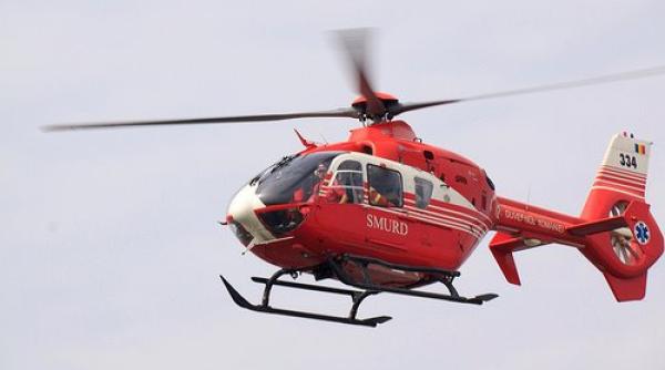 Accident grav: Copil de cinci ani, preluat cu elicopterul SMURD
