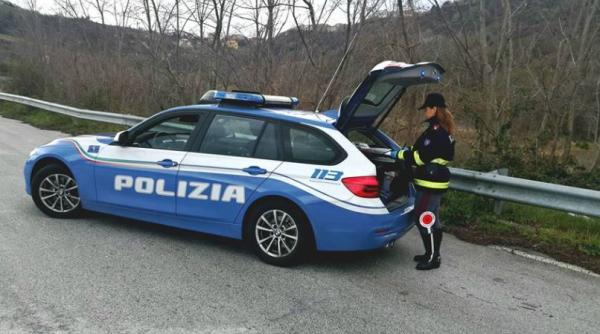 Italia. Un șofer român a pus în pericol viața a zeci de persoane. Beat la volan, circula cu o viteză amețitoare și nu avea permis