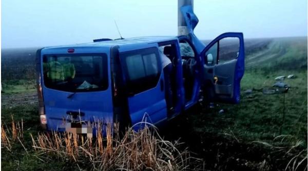 Accident grav cu un microbuz în care se aflau 7 români, în Giurgiu. Toți pasagerii au ajuns la spital