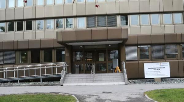 Austria. Ucigașul Mădălinei și-a mărturit fapta. I-a aruncat cadavrul pe treptele prefecturii și a strigat: "Viața mea s-a terminat!"