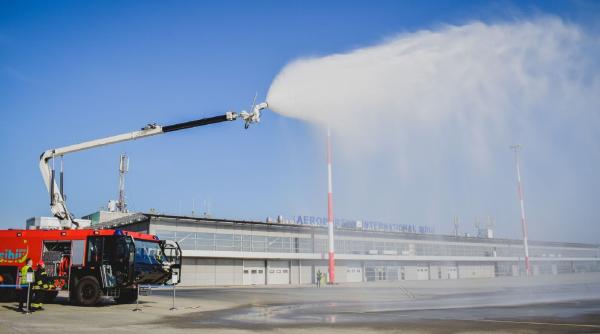 Primul aeroport din România cu autospeciale pentru siguranța pasagerilor