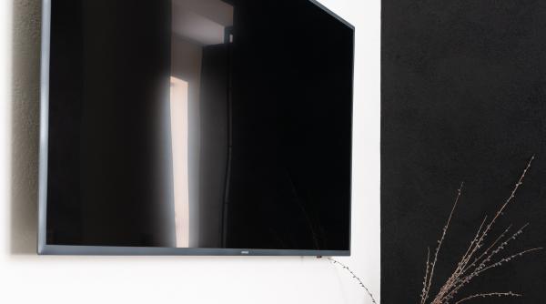 Mix de casă pentru a vă curăța ecranul televizorului și pentru a-l face să arate impecabil