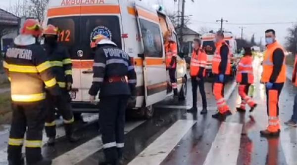 Doi tineri, răniţi în urma unei coliziuni în Tulcea