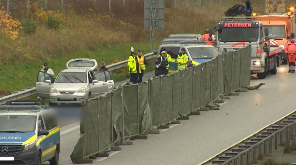 Crimă şocantă în Germania: Un bărbat și-a înjunghiat soția și a lăsat-o pe autostradă să o calce mașinile