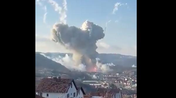 Doi morţi şi numeroşi răniţi în urma unei explozii produse într-o fabrică de avioane și  armament din Serbia